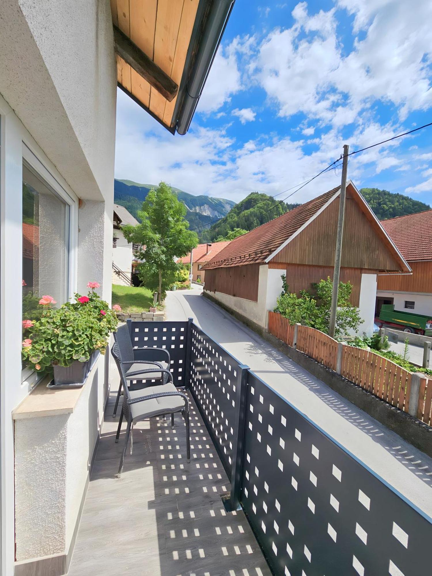 Charming Bella Hideout - Adults Only Apartment Jesenice Exterior photo